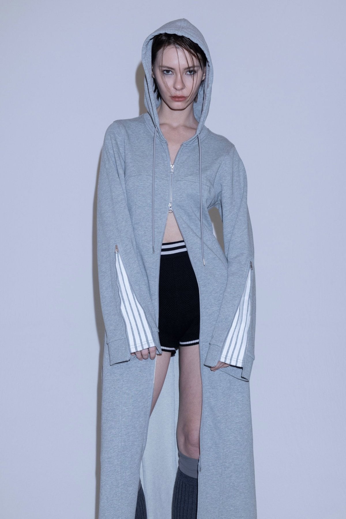 Line sweat dress
