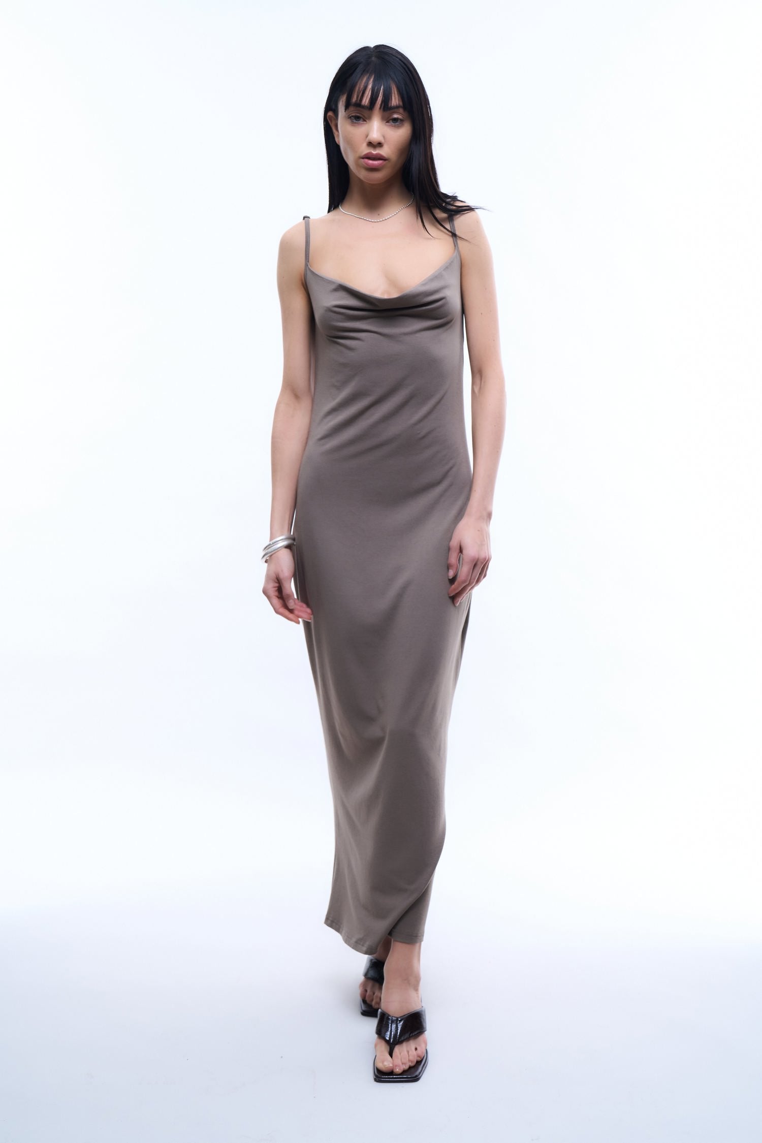 NIGHTLINE LONG DRESS IN MUSHROOM