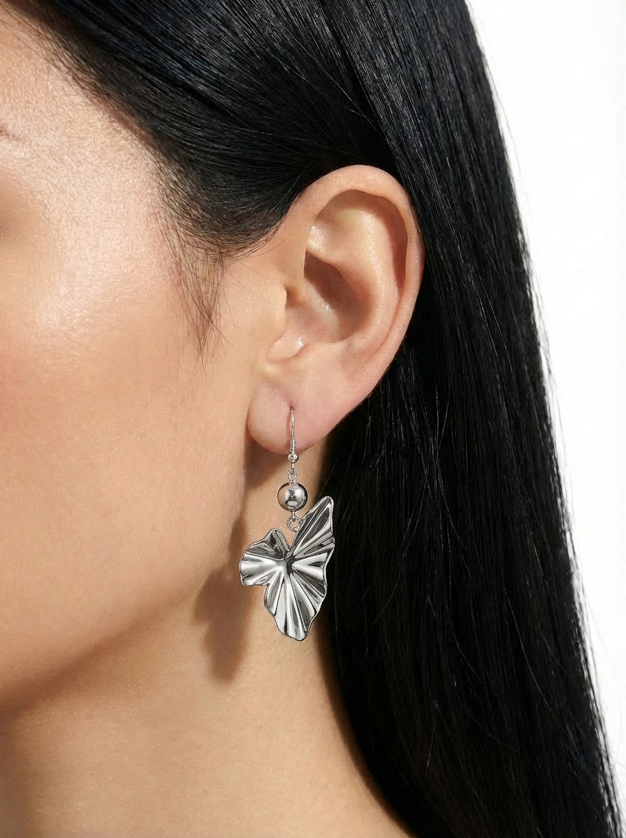 SILVER GARDEN EARRINGS