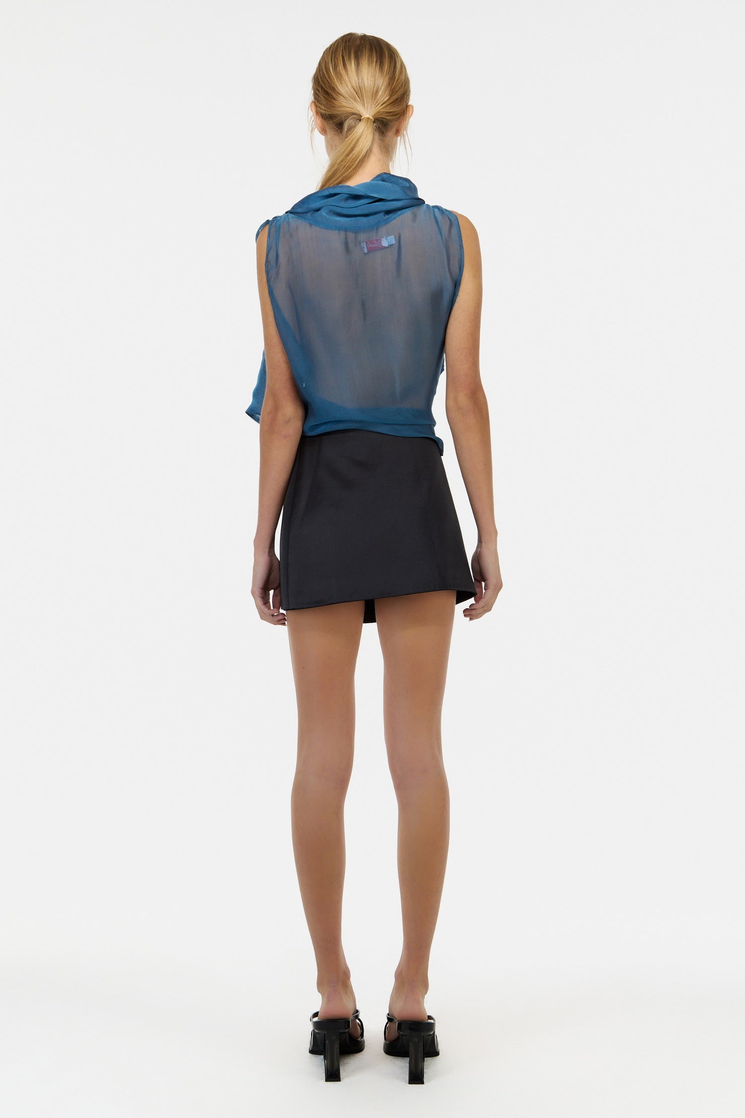 Nara top
